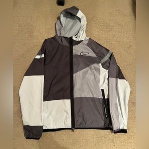 Nike mens windbreaker